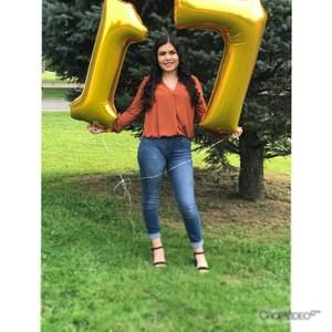 Meet your Posher, Jocelyn